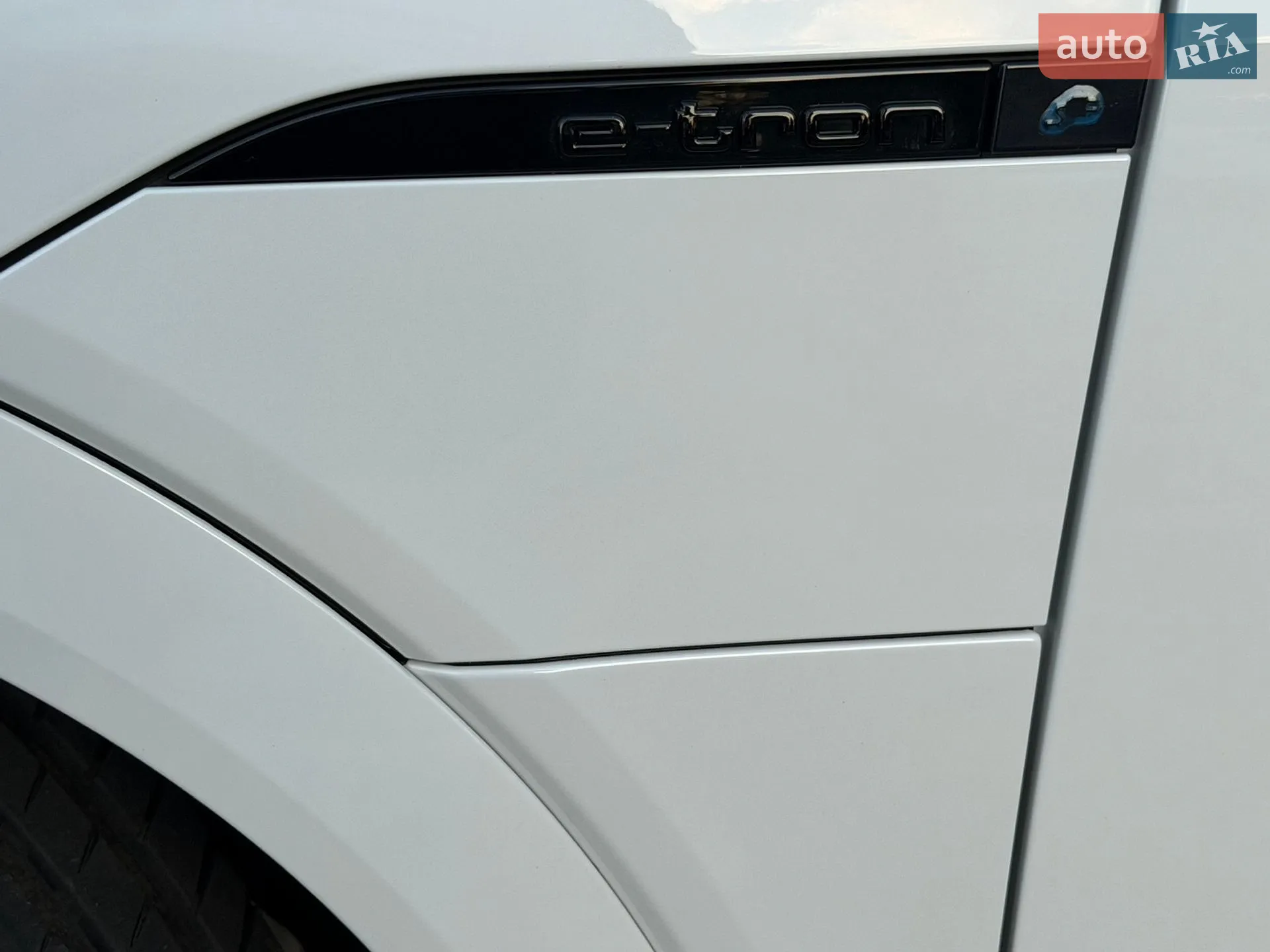 2023 Audi Q8 - мініатюра 25