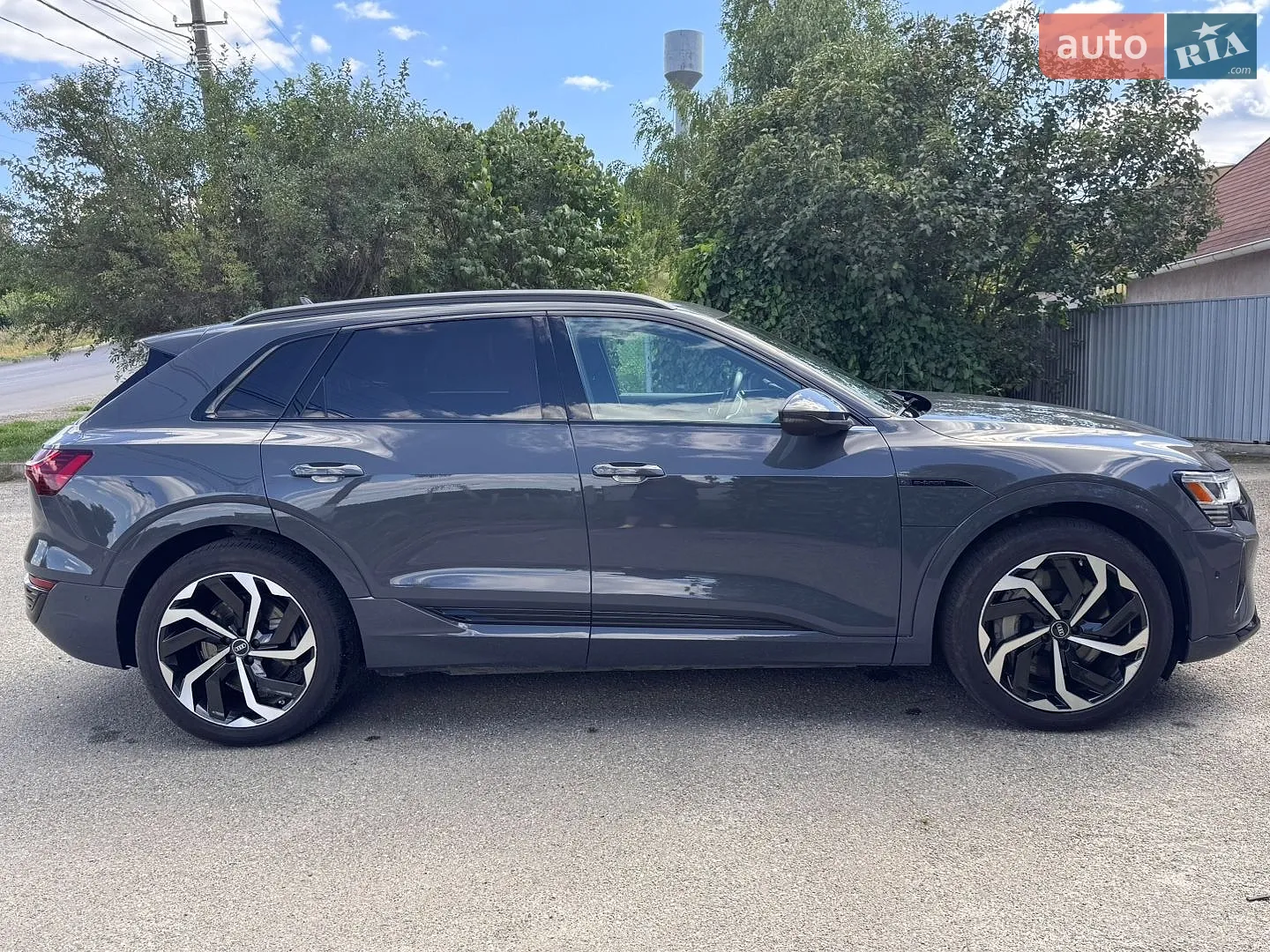 2023 Audi Q8 - мініатюра 8