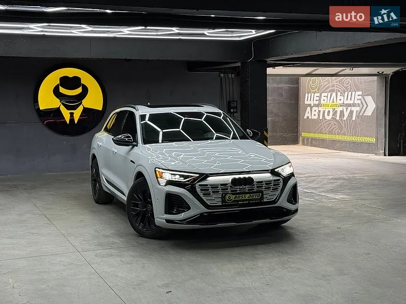 Audi Q8 e-tron