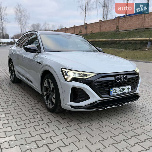 Внедорожник / Кроссовер Audi Q8 Sportback e-tron 2023 в Черновцах