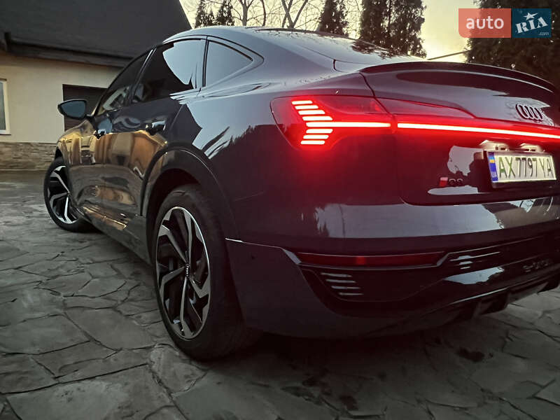 Внедорожник / Кроссовер Audi Q8 Sportback e-tron 2023 в Харькове
