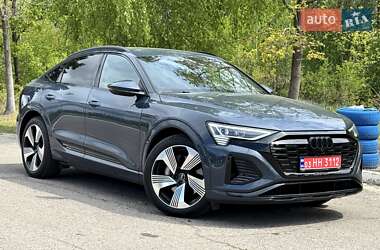 Позашляховик / Кросовер Audi Q8 Sportback e-tron 2024 в Києві