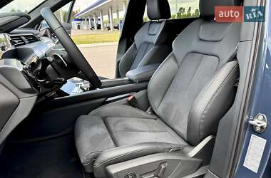 Внедорожник / Кроссовер Audi Q8 Sportback e-tron 2024 в 