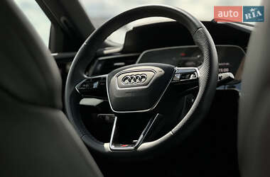 Внедорожник / Кроссовер Audi Q8 Sportback e-tron 2023 в Львове