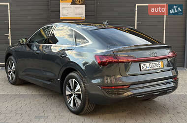 Внедорожник / Кроссовер Audi Q8 Sportback e-tron 2024 в 