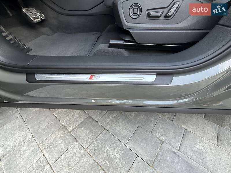 Внедорожник / Кроссовер Audi Q8 Sportback e-tron 2023 в Черновцах