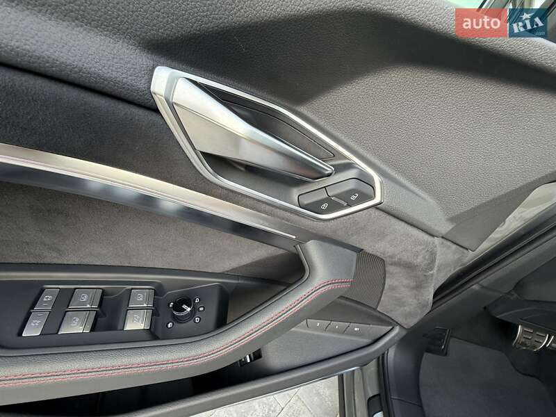 Внедорожник / Кроссовер Audi Q8 Sportback e-tron 2023 в Черновцах
