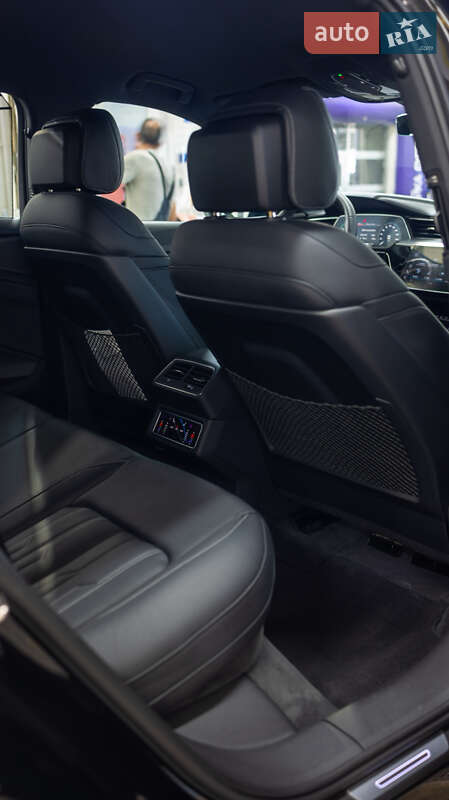 Внедорожник / Кроссовер Audi Q8 Sportback e-tron 2023 в Черновцах фото 27 Внедорожник / Кроссовер Audi Q8 Sportback e-tron 2023 в Черновцах