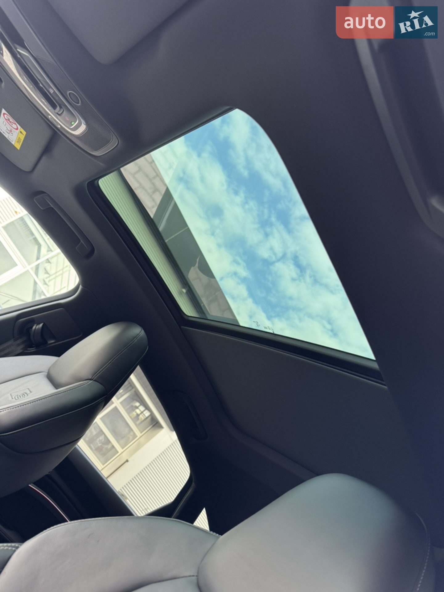 2023 Audi Q8 - мініатюра 8