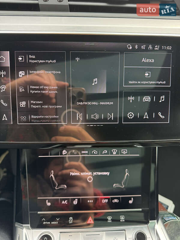 Позашляховик / Кросовер Audi Q8 Sportback e-tron 2023 в Рівному