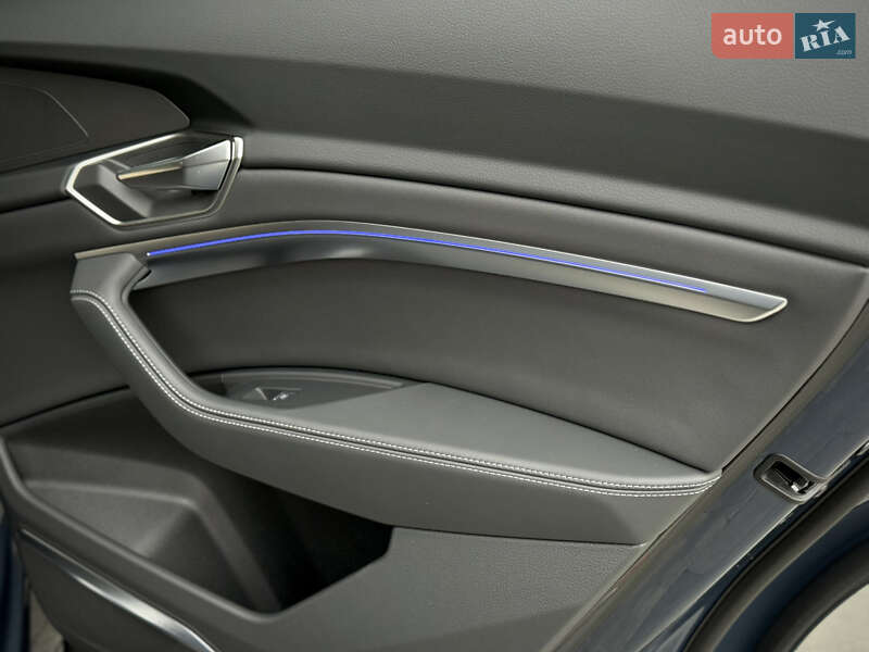 Позашляховик / Кросовер Audi Q8 Sportback e-tron 2023 в Луцьку фото 97 Позашляховик / Кросовер Audi Q8 Sportback e-tron 2023 в Луцьку