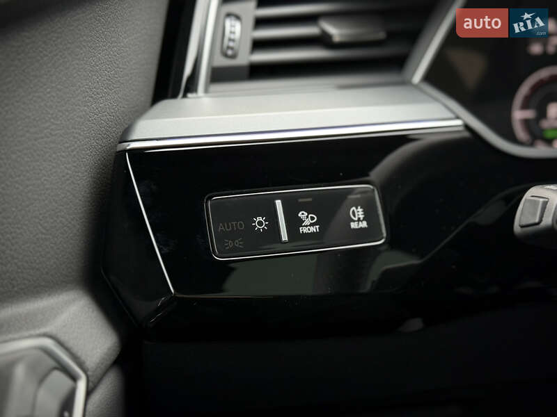 Позашляховик / Кросовер Audi Q8 Sportback e-tron 2023 в Луцьку фото 103 Позашляховик / Кросовер Audi Q8 Sportback e-tron 2023 в Луцьку