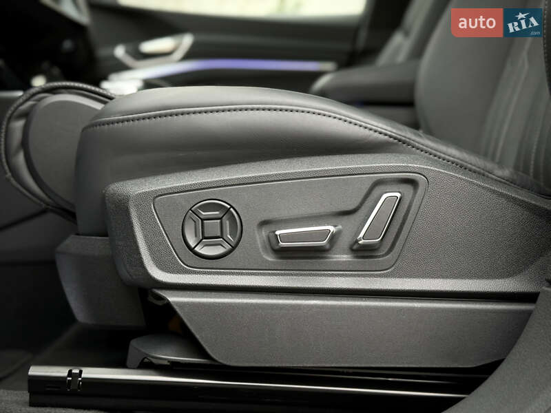 Позашляховик / Кросовер Audi Q8 Sportback e-tron 2023 в Луцьку фото 102 Позашляховик / Кросовер Audi Q8 Sportback e-tron 2023 в Луцьку