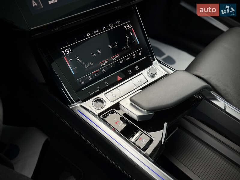 Позашляховик / Кросовер Audi Q8 Sportback e-tron 2023 в Луцьку фото 126 Позашляховик / Кросовер Audi Q8 Sportback e-tron 2023 в Луцьку