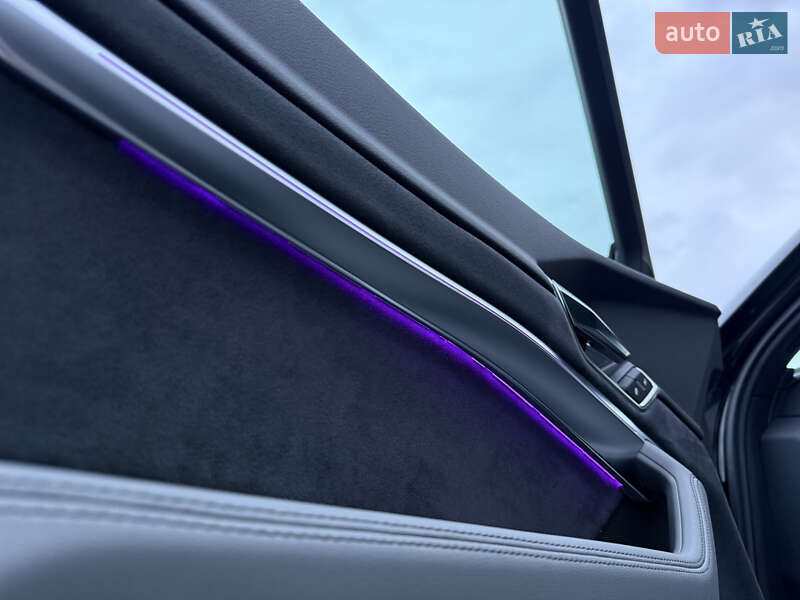 Позашляховик / Кросовер Audi Q8 Sportback e-tron 2023 в Мукачевому фото 12 Позашляховик / Кросовер Audi Q8 Sportback e-tron 2023 в Мукачевому