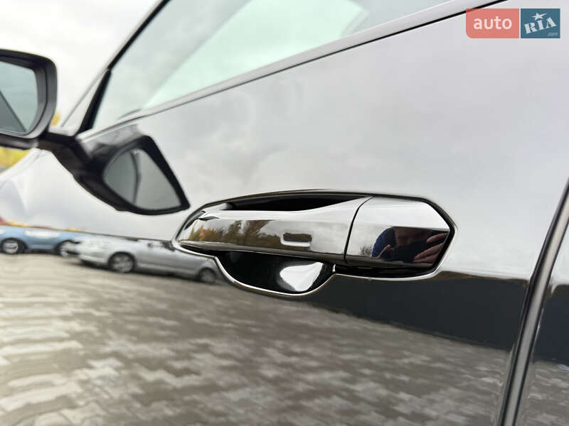 Позашляховик / Кросовер Audi Q8 Sportback e-tron 2023 в Мукачевому фото 23 Позашляховик / Кросовер Audi Q8 Sportback e-tron 2023 в Мукачевому