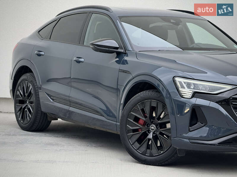 Позашляховик / Кросовер Audi Q8 Sportback e-tron 2023 в Луцьку фото 25 Позашляховик / Кросовер Audi Q8 Sportback e-tron 2023 в Луцьку