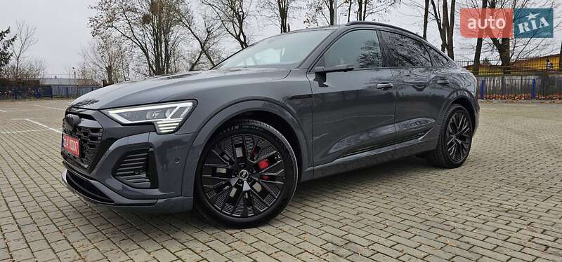 Позашляховик / Кросовер Audi Q8 Sportback e-tron 2024 в Тернополі