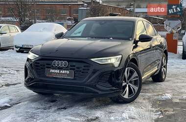 Внедорожник / Кроссовер Audi Q8 Sportback e-tron 2023 в Львове