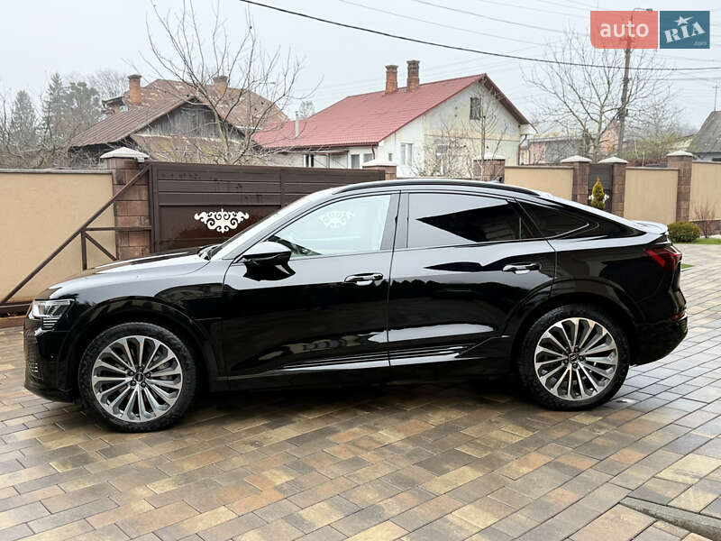 Внедорожник / Кроссовер Audi Q8 Sportback e-tron 2024 в Черновцах