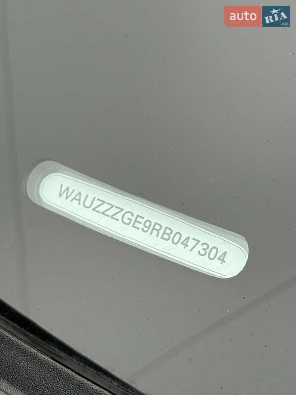 Внедорожник / Кроссовер Audi Q8 Sportback e-tron 2024 в Черновцах