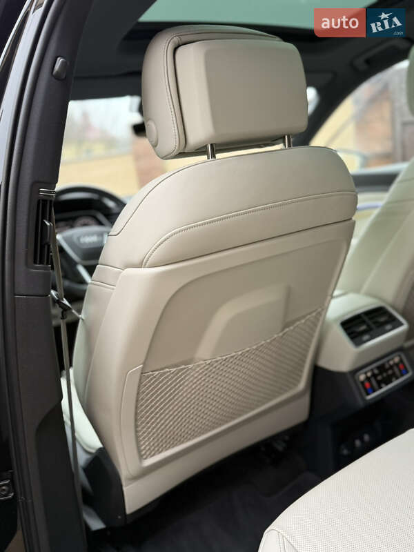 Внедорожник / Кроссовер Audi Q8 Sportback e-tron 2024 в Черновцах