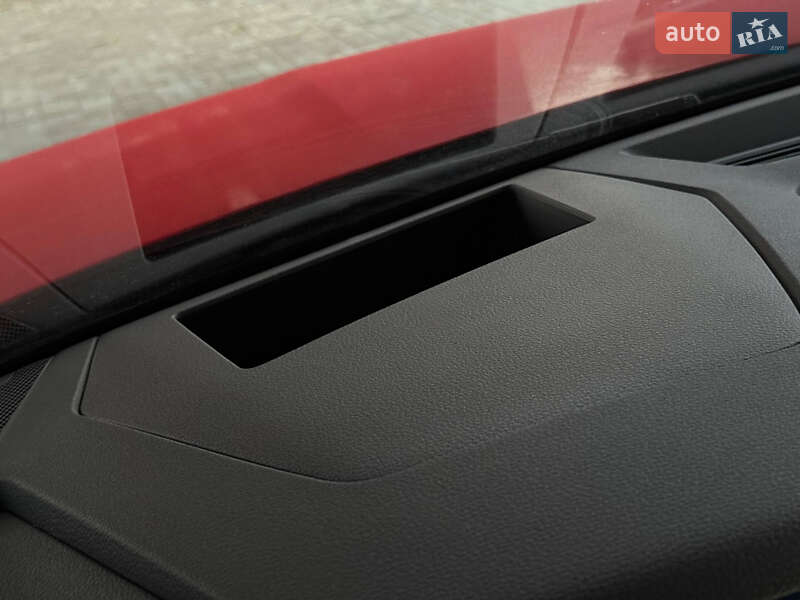 Внедорожник / Кроссовер Audi Q8 Sportback e-tron 2023 в Днепре