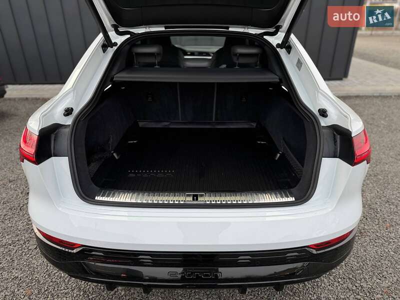 Внедорожник / Кроссовер Audi Q8 Sportback e-tron 2023 в Луцке фото 36 Внедорожник / Кроссовер Audi Q8 Sportback e-tron 2023 в Луцке