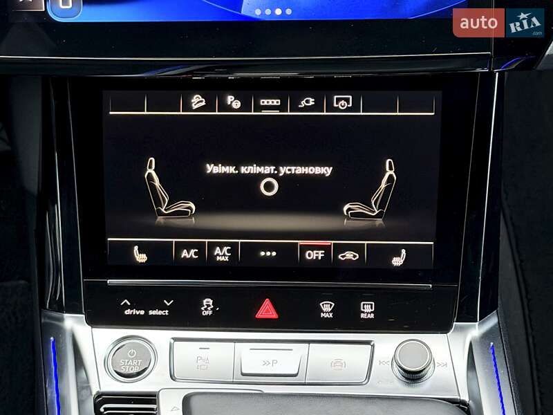 Позашляховик / Кросовер Audi Q8 Sportback e-tron 2024 в Ковелі