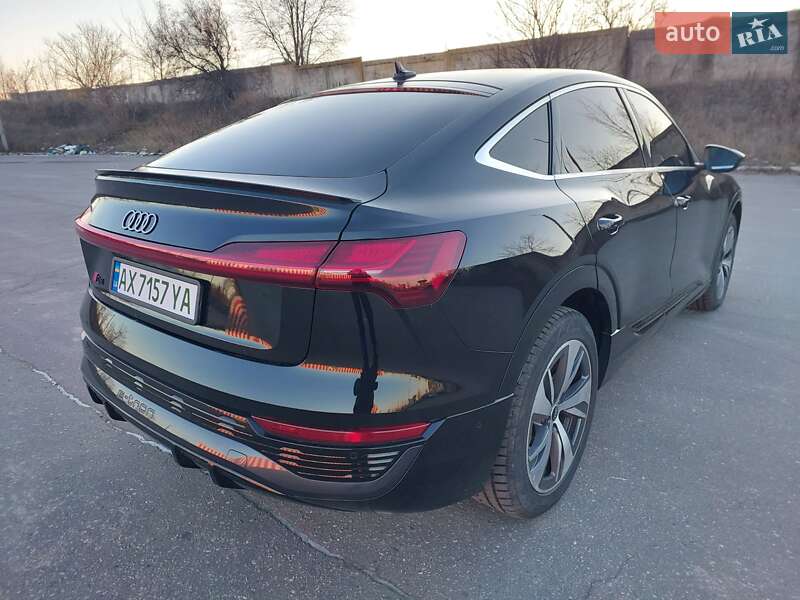Внедорожник / Кроссовер Audi Q8 Sportback e-tron 2023 в Харькове фото 7 Внедорожник / Кроссовер Audi Q8 Sportback e-tron 2023 в Харькове