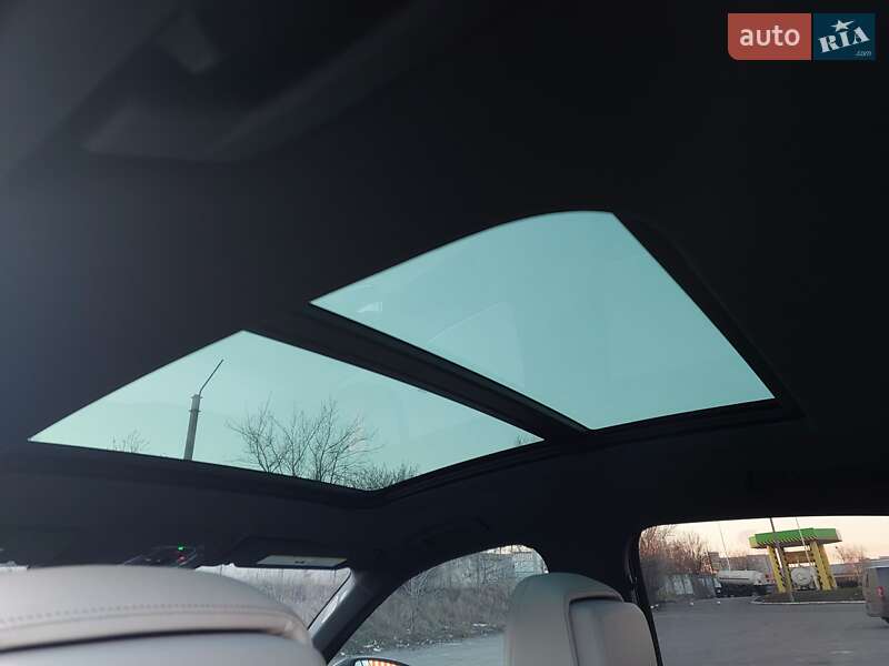 Внедорожник / Кроссовер Audi Q8 Sportback e-tron 2023 в Харькове фото 39 Внедорожник / Кроссовер Audi Q8 Sportback e-tron 2023 в Харькове