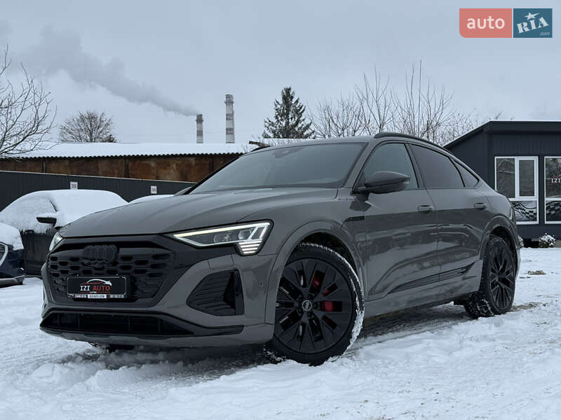 Внедорожник / Кроссовер Audi Q8 Sportback e-tron 2023 в Луцке