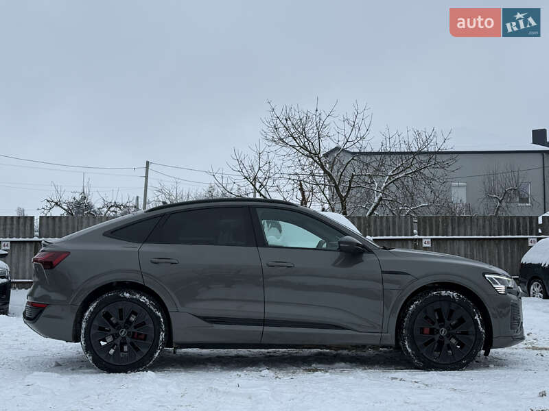 Внедорожник / Кроссовер Audi Q8 Sportback e-tron 2023 в Луцке