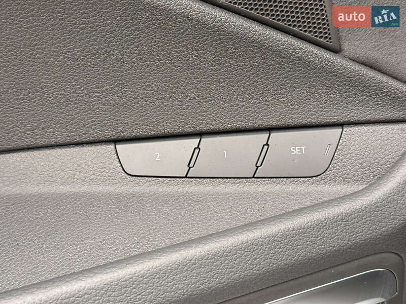 Внедорожник / Кроссовер Audi Q8 Sportback e-tron 2023 в Луцке