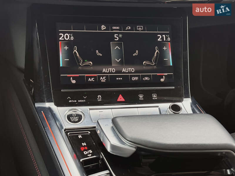 Внедорожник / Кроссовер Audi Q8 Sportback e-tron 2023 в Луцке