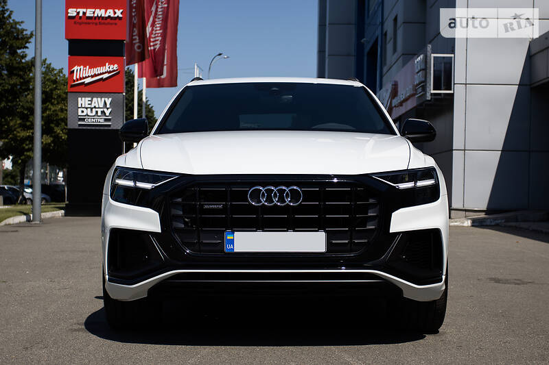 Позашляховик / Кросовер Audi Q8 2019 в Києві фото 4 Позашляховик / Кросовер Audi Q8 2019 в Києві