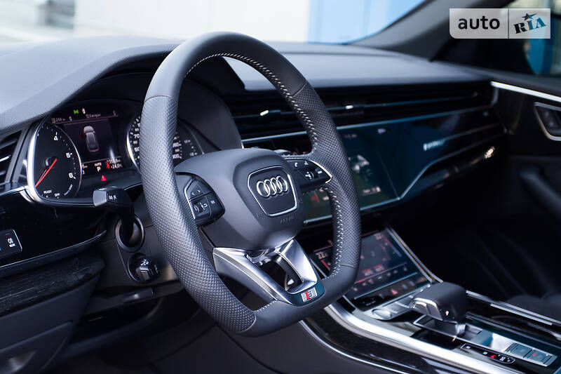 Позашляховик / Кросовер Audi Q8 2019 в Києві фото 20 Позашляховик / Кросовер Audi Q8 2019 в Києві
