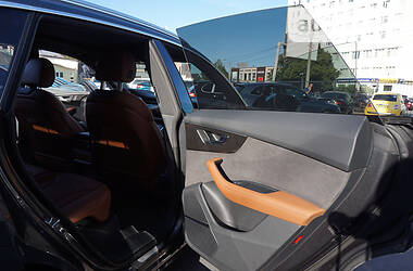 Позашляховик / Кросовер Audi Q8 2018 в  фото 29 Позашляховик / Кросовер Audi Q8 2018 в