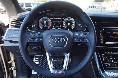 Позашляховик / Кросовер Audi Q8 2018 в  фото 60 Позашляховик / Кросовер Audi Q8 2018 в