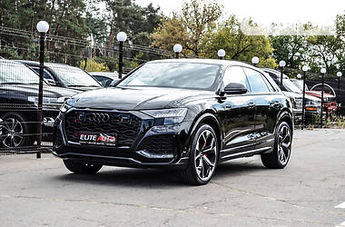 Внедорожник / Кроссовер Audi Q8 2020 в Киеве