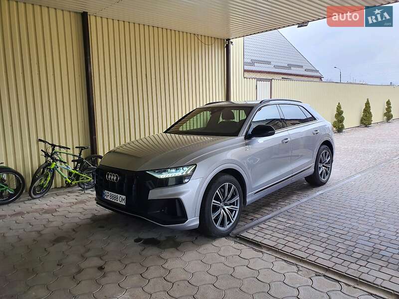 Внедорожник / Кроссовер Audi Q8 2018 в Ивано-Франковске