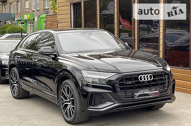 Внедорожник / Кроссовер Audi Q8 2019 в Киеве