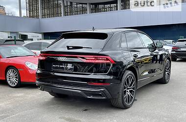 Внедорожник / Кроссовер Audi Q8 2019 в Киеве