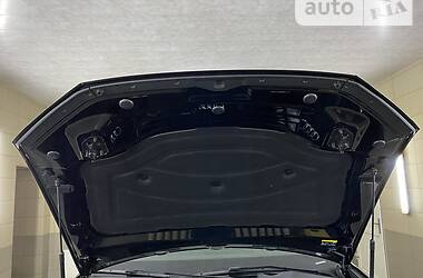 Внедорожник / Кроссовер Audi Q8 2021 в 