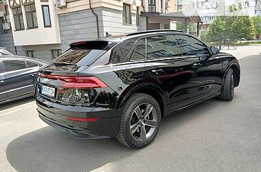 Внедорожник / Кроссовер Audi Q8 2020 в Киеве