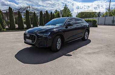 Внедорожник / Кроссовер Audi Q8 2021 в Киеве