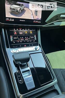 Позашляховик / Кросовер Audi Q8 2019 в Кривому Розі