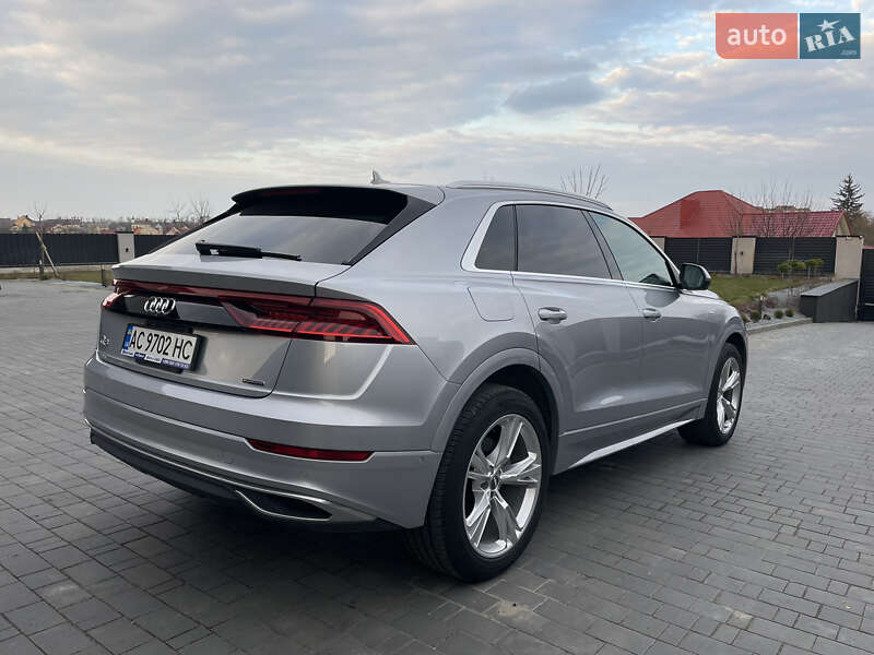 Внедорожник / Кроссовер Audi Q8 2018 в Луцке