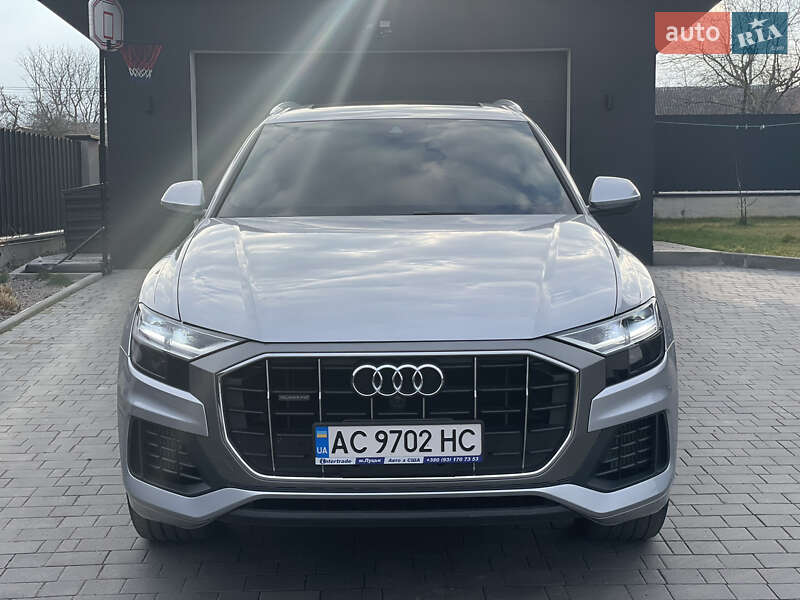 Внедорожник / Кроссовер Audi Q8 2018 в Луцке