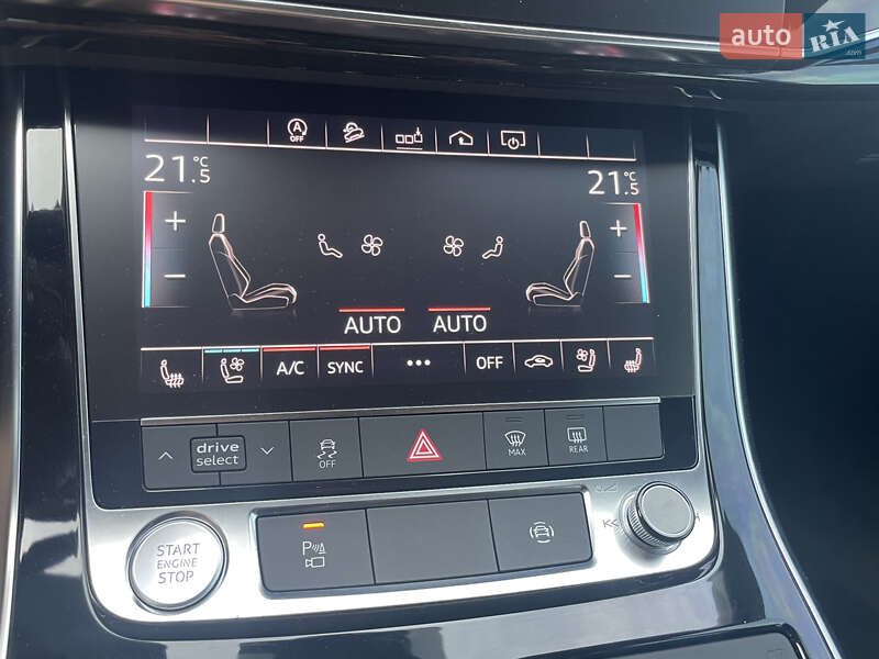 Внедорожник / Кроссовер Audi Q8 2018 в Луцке
